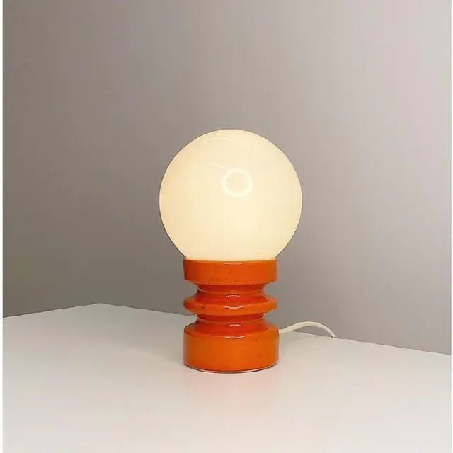 Heritage Wood Table Lamp - goldenlumen