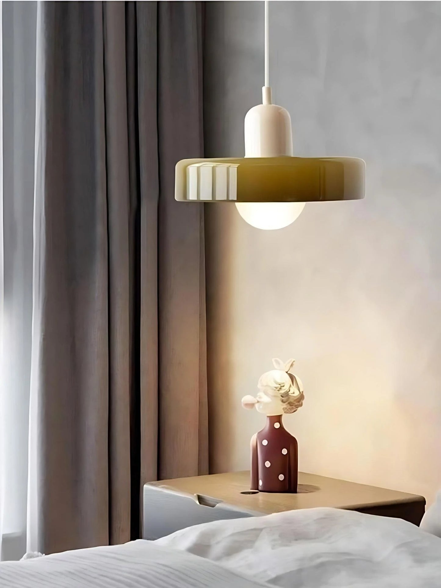 Avero Disc Pendant Lamp – Contemporary Glass Balance