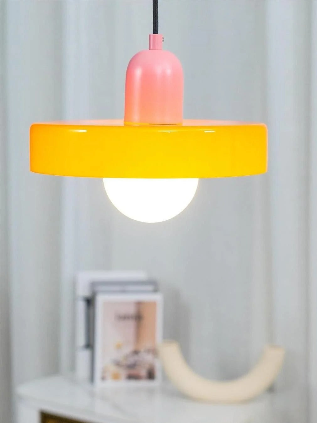 Avero Disc Pendant Lamp – Contemporary Glass Balance