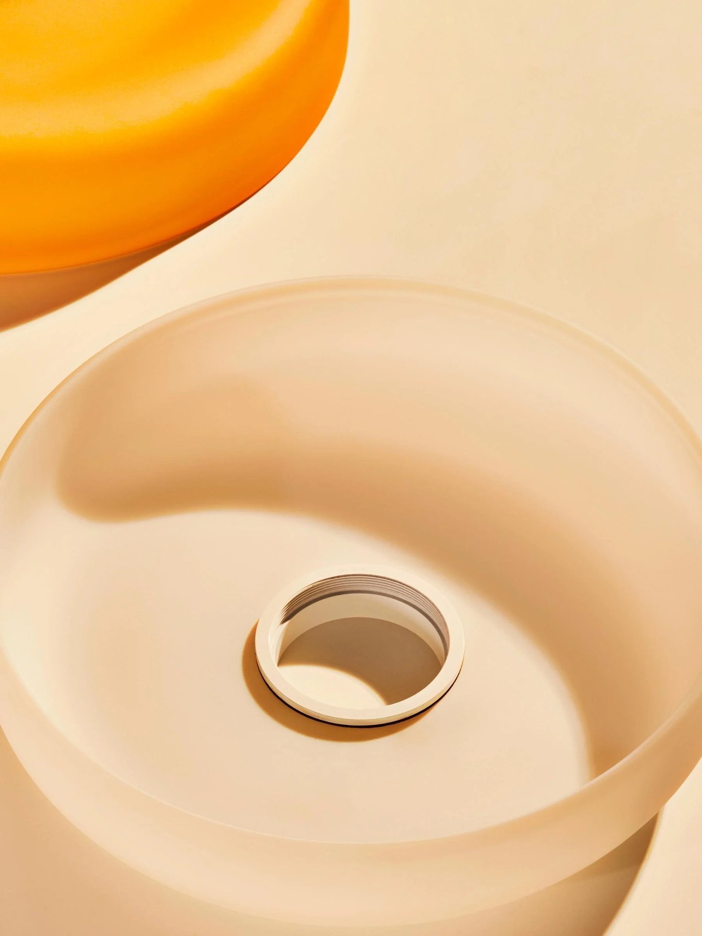 Avero Disc Pendant Lamp – Contemporary Glass Balance