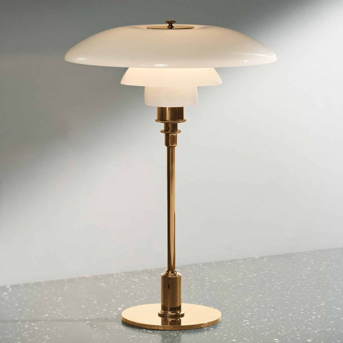 Luna Bauhaus table lamp modern design