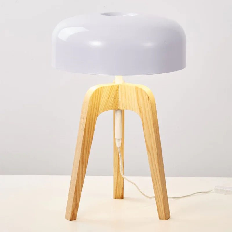 Pileo Luxury Wooden Table Lamp - goldenlumen