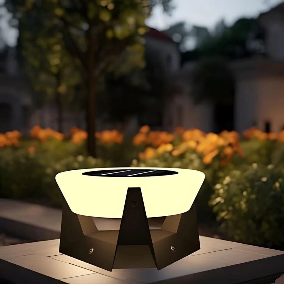 Solaris Pathway Light – Modern Outdoor Illumination