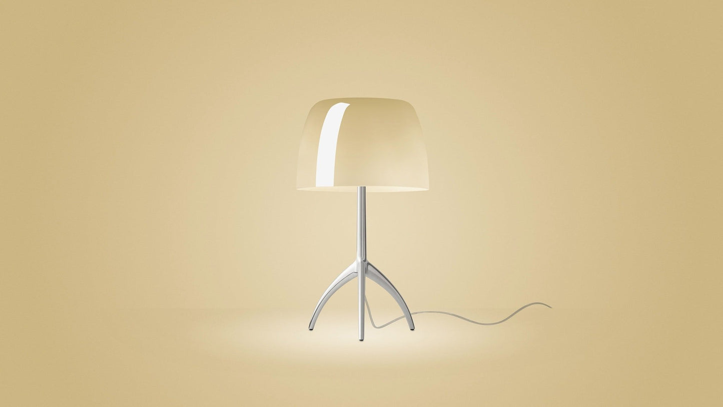 Trivio Tripod Table Lamp – Inspired by the Iconic design