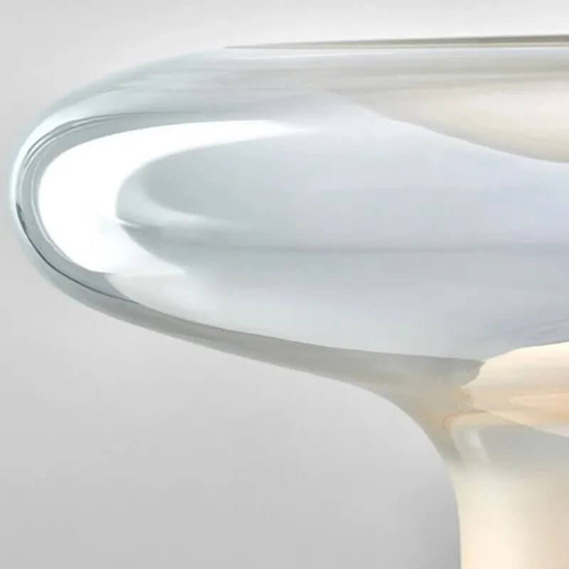 Vetra Table Lamp – Elegant Glass Form