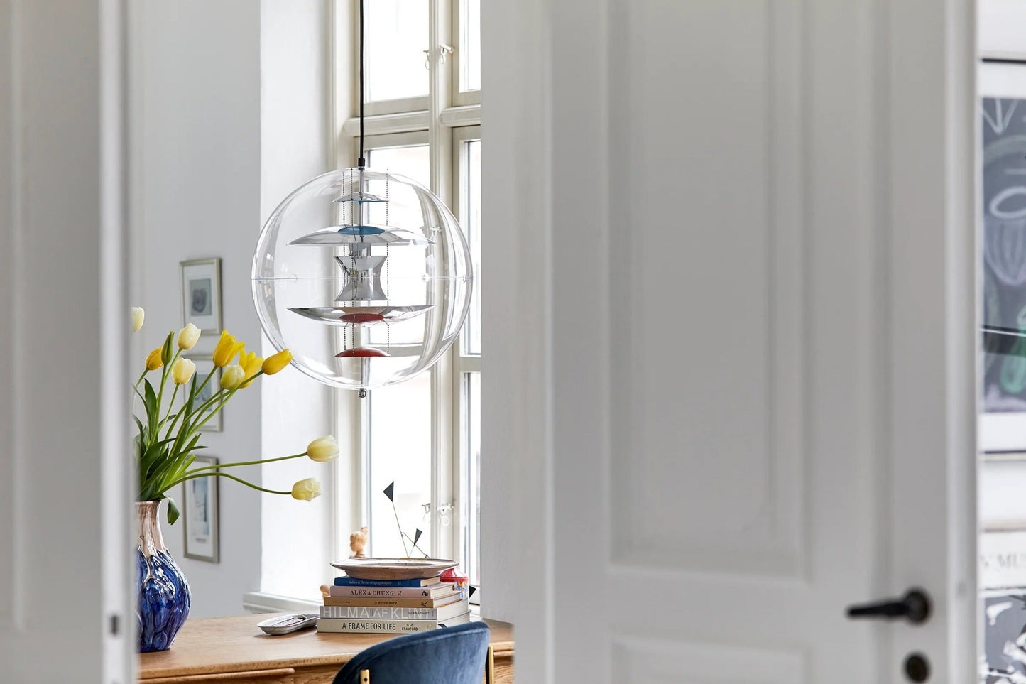 VP Halo Pendant Lamp – Modern Globe Ceiling Light