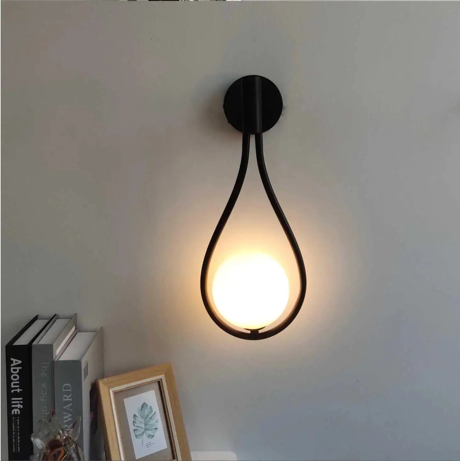 Brass Sphere Sconce - goldenlumen