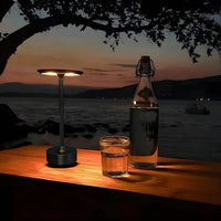 Freedom Disk cordless rechargeable table lamp