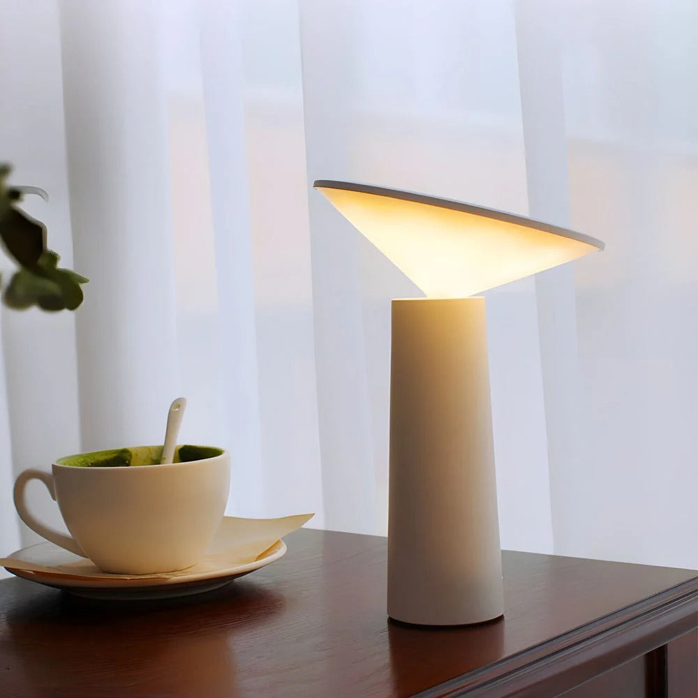 Rivo Cordless Table Lamp – Modern Sculptural Ambience