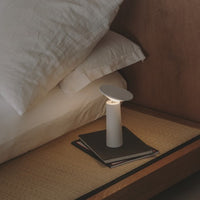 Rivo Cordless Table Lamp – Modern Sculptural Ambience