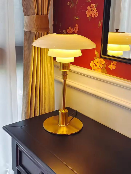 Luna Bauhaus table lamp modern design