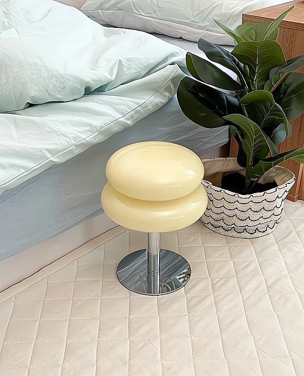 Macaron Elegance Table Lamp - goldenlumen