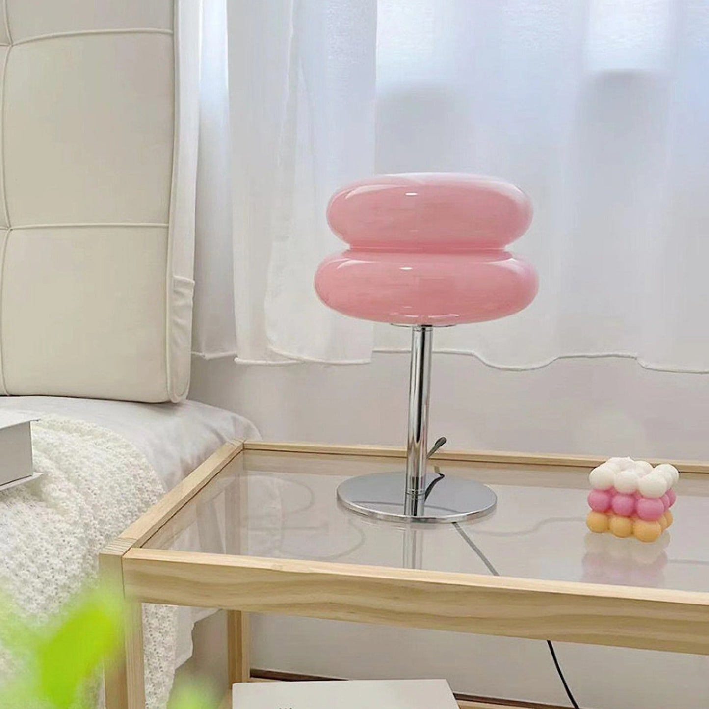 Macaron Elegance Table Lamp - goldenlumen