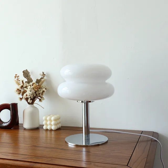 Macaron Elegance Table Lamp - goldenlumen