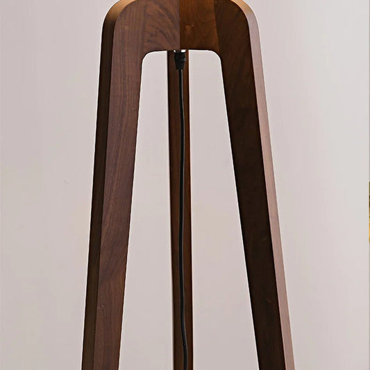 Pileo Luxury Wooden Table Lamp - goldenlumen
