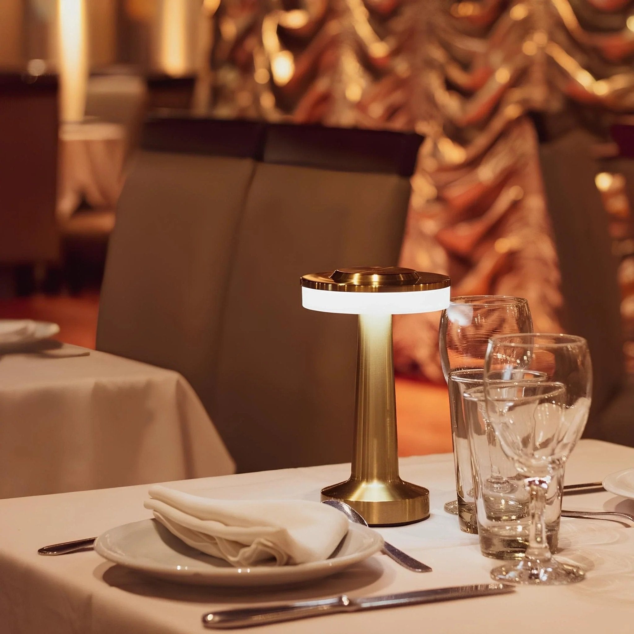 Retro Luxe cordless Table Lamp - goldenlumen
