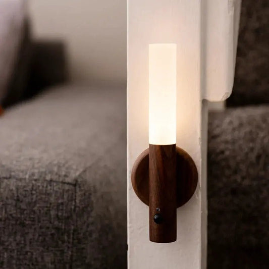 Sleek Motion Light - goldenlumen