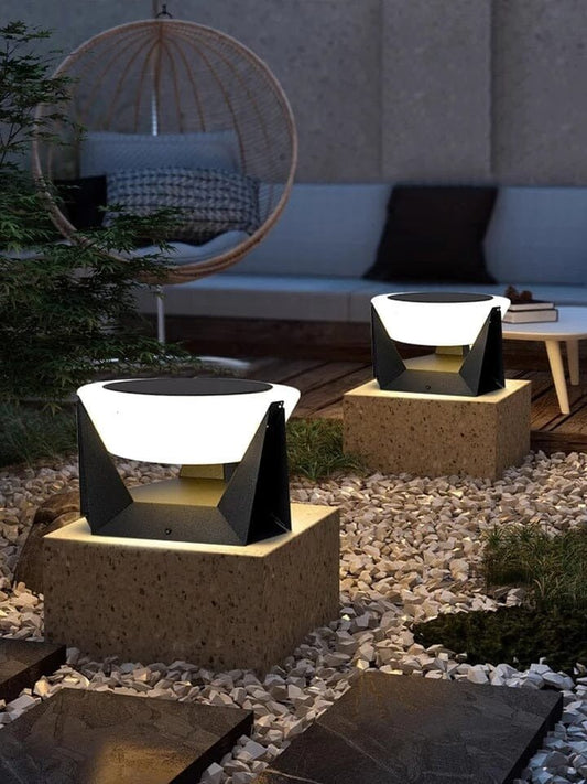 Solaris Pathway Light – Modern Outdoor Illumination