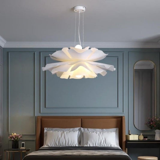 Soleil Petal Pendant Light – Elegant Lotus-Inspired Design