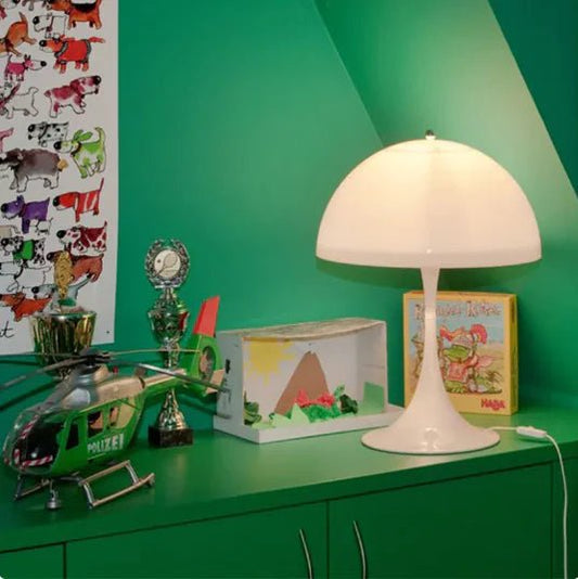 Vantara Table Lamp – Contemporary Minimalist Lighting