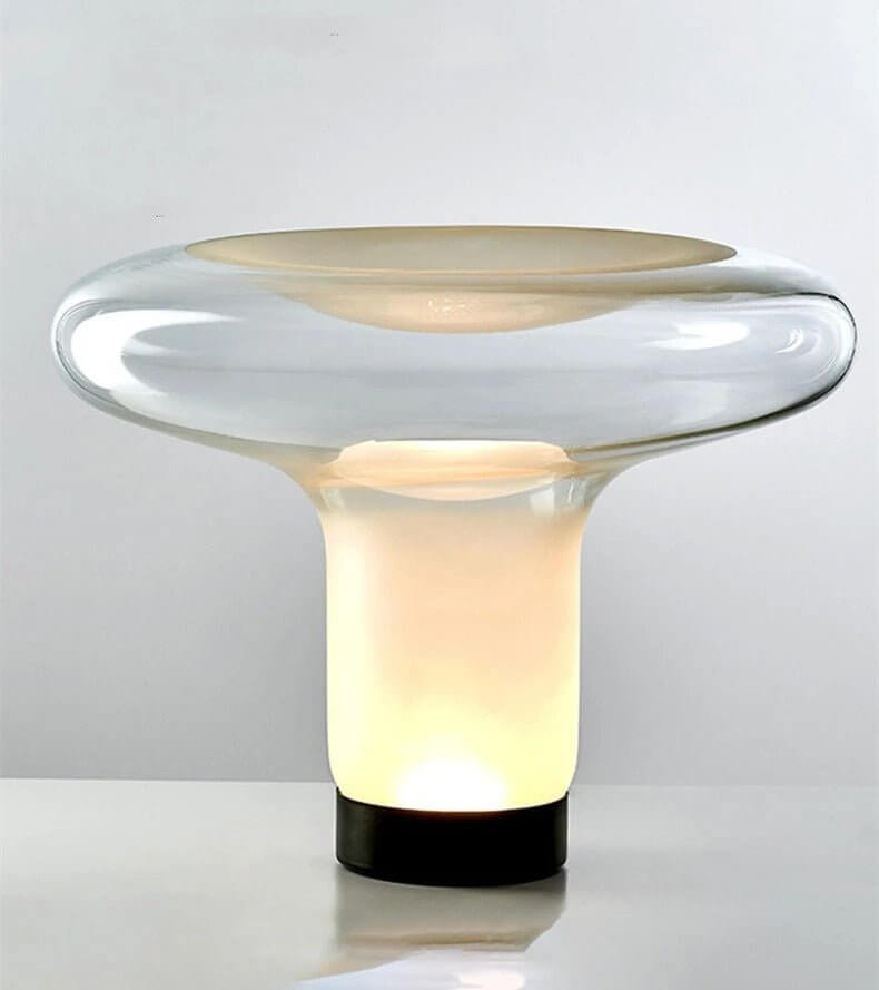 Vetra Table Lamp – Elegant Glass Form